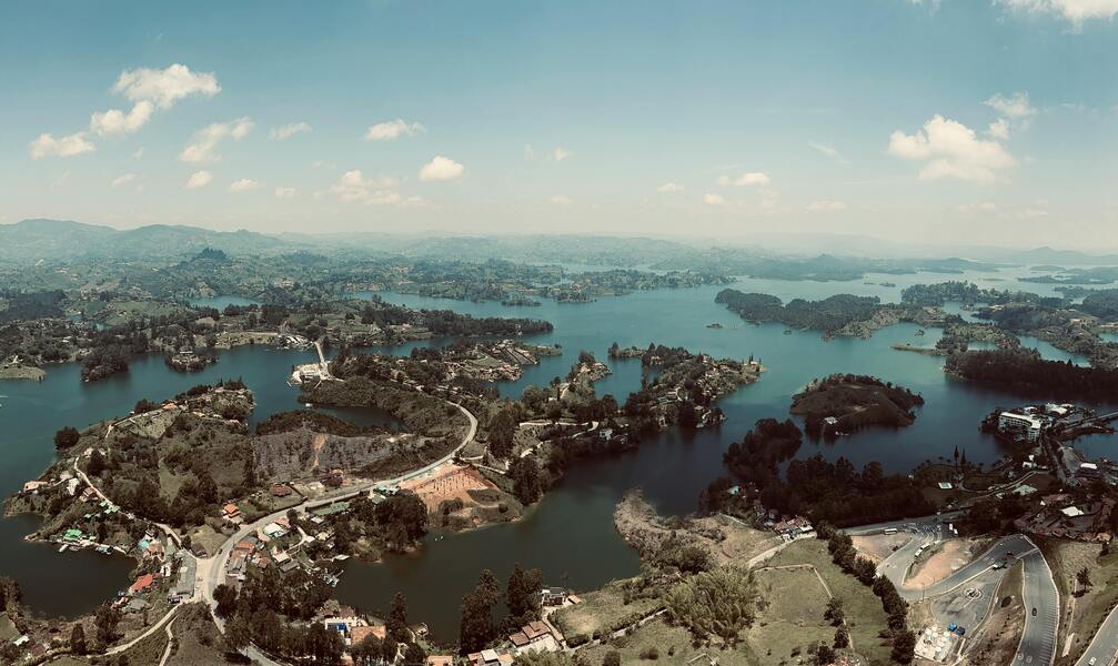 . El Peñon de Guatape