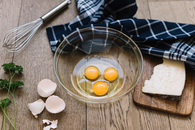 Noodles wouldn't be complete without a quick whisked egg to add creaminess and bind all the ingredients together